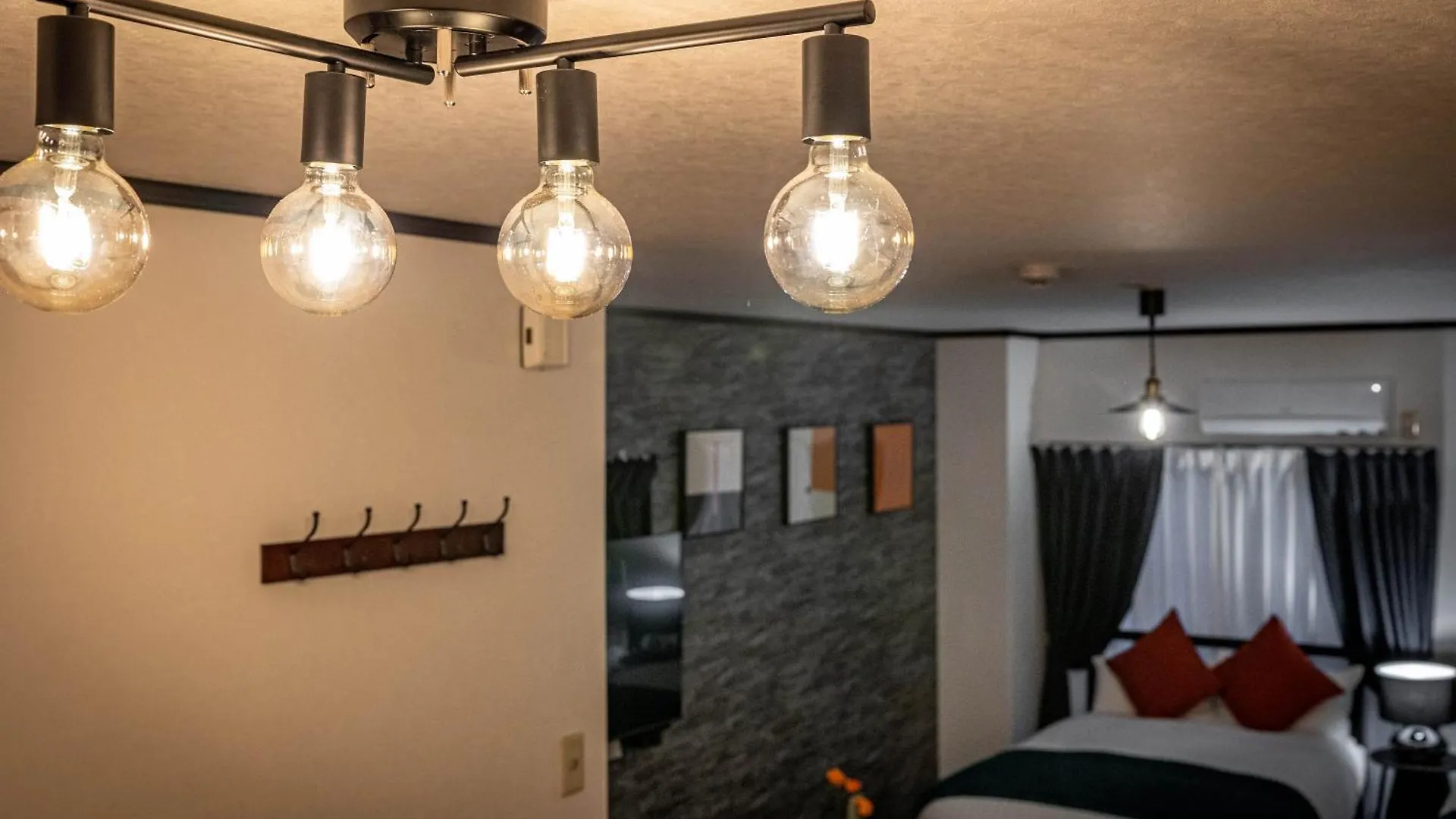 Apartment Ferienwohnung アリタクローバーハイツ103 Ōsaka