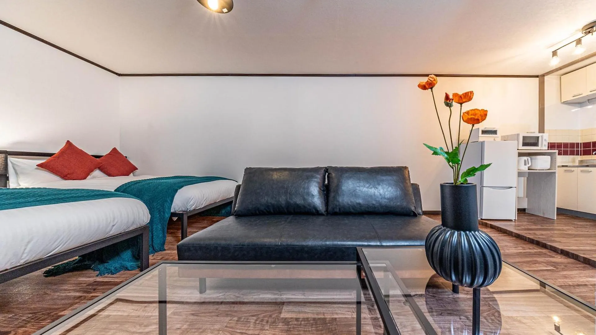 Apartment Ferienwohnung アリタクローバーハイツ103 Ōsaka