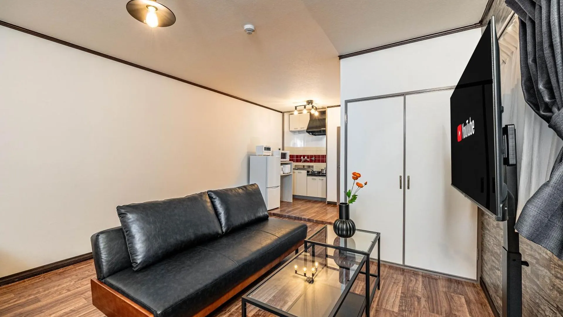 Ferienwohnung アリタクローバーハイツ103 Ōsaka